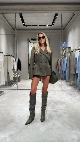 Playing dress up at @ermannoscervino ✨ My own runway show styled by me. Which look is you fav? 