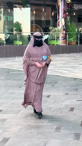 Masha allah👸@Queen kaaba♥️ #HijabFashion #onthisday #beufutiful #muslimahfashion #afordableprice #kiinhaweeyaclothing💎 