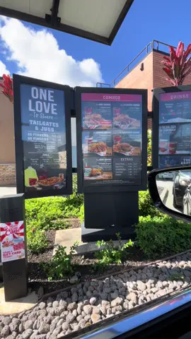 Solo monday done right 😍😅  #momsover30 #MomsofTikTok #vlogs #momvlog #dayinmylife #microinfluencer #Lifestyle 