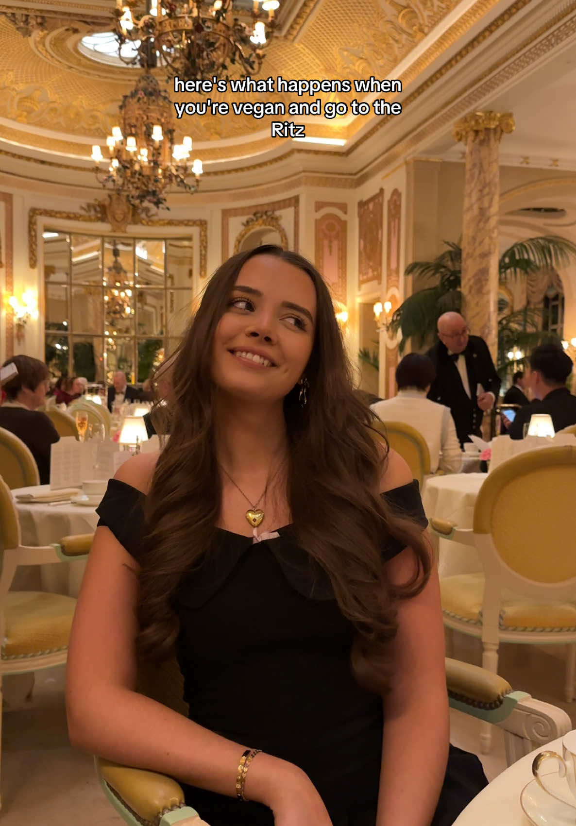 what i ate at the ritz as a vegan✨✨🍰🍰 dress @asos @Daisy Street  #theritz #ritz #theritzlondon #vegan 