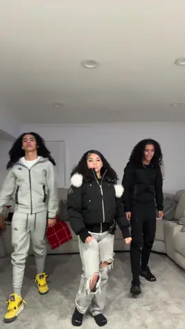 Make ez 💸 playin games wit @Blackout Bingo lynk is in their byo!@Rey🌟 @Nathaly💎 #fypツ 