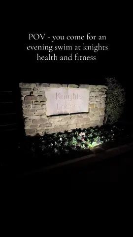 Book in for a late evening swim at Knights Health and Fitness 🏊 #swimmingpool #sauna #luxury #privatepool #Fitness #derbyshire #heatedpool 