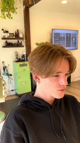 Curtain Bang Haircut 💈 #menshaircut #haircuts 