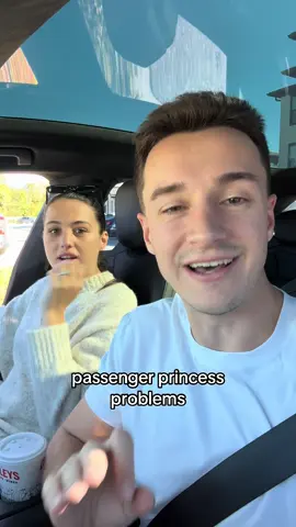 Who’s side are you on? 😂🚗👸🏻 #fyp #couples #passengerprincess 