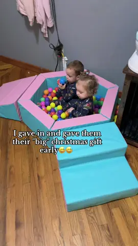 overstimulated? yes. worth it? YES #fyp #MomsofTikTok #ballpit #insideplayground 