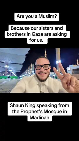 Please watch until the very end.  I almost talked myself out of saying this, but felt like I would be dishonoring Allah, and our Prophet, if I stayed silent. #Umrah #madinah 