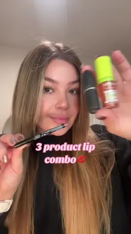 everyday lip combo! 💋  What i used below:  @NYX Professional Makeup lip pencil in shade nude beige and fat oil lip drip in shade follow back @MAC Cosmetics USA lip stick in shade sultry move  #lipcombo #lipstick #lipgloss #lipproducts #fyp #makeup #foryou #liptutorial #makeupmusthaves #products  #foryourpage #lipgloss 