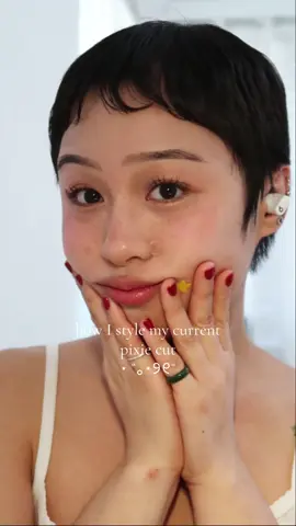 its a work in progress👀 . . . . . . . . . . #pixiecut #pixiehaircut #pixiehairstyle #hairstyletutorial #grwm #grwmhair #shorthair #straighthair #y2khairstyle #y2khair #y2kaesthetic #fyp #fy #fypシ #foryoupage 