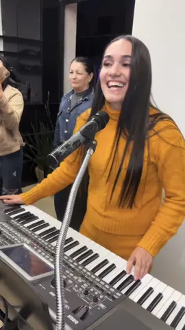 Ao vivo segunda parte solinho #forronotiktok #dianadosteclados #forrodasantigas 