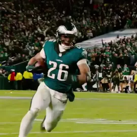 Saquads putting up more yards than your quarterback. #saquonbarkley #NBA #foryou #viral #edit #mixtape #philly #philadelphia #eagles #highlights #eaglesfootball 