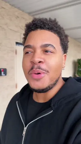 once i saw thay vybz kartel rehearsal video I knew my $1500 was safe in my pocketbook 