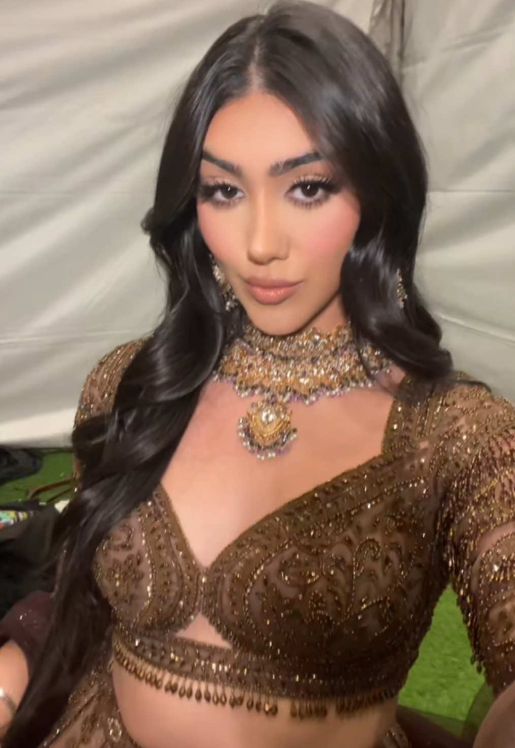 This remix!!🔥 #fyp #punjabi #browngirl #desi #punjabisong #makeup #model #photoshoot #fypシ #remix 