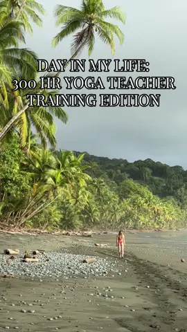 rinse & repeat 🌊🌴🐒🥰@Mckenziewisdom #wiseandwell #wellnessjourney #fy #explore #wellnesstravel #dayinmylife #ditl #yogateacher #ytt #yogaretreat #traveltok #traveltiktok #wellnesstok #costarica #HealingJourney 