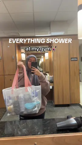 let’s do my everything shower at my gym!!!! @Your Saha #moroccanhamam #everythingshower #everythingshowerroutine #showerroutine #bodycare #skincare #haircare 