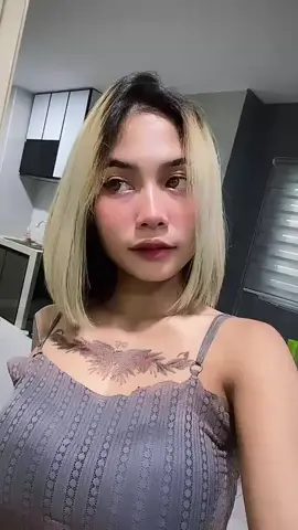 Tak 🔛🔝 mcm kat luar tu hmm. Follow my tiktok gais. Tiktok pertama takde lagi 😭😭 #loverceekahh #akakcroptophijau #fypkuching #viralfyp #ceekahqueen #ex5biruviral 