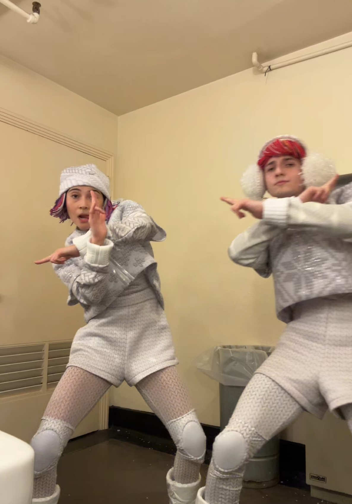 premiere tomorow🎄@kiara  #cirquedusoleil  DC: @Eldonjcl 