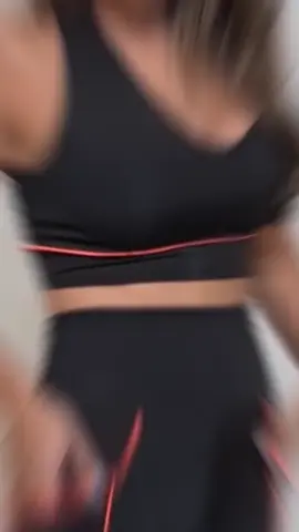 🔥 Kit com 3 Bermudas Fitness Cós Alto 🔥 🏃‍♀️ Estilo, conforto e praticidade para o seu treino! ✨ Características incríveis: Cós Alto: Para máxima sustentação e conforto durante os movimentos. Média Compressão: Modela e oferece firmeza, ideal para treinos intensos. Bolsos Profundos: Perfeitos para guardar o celular, chaves ou outros itens essenciais. Detalhe Refletivo: Para maior segurança em corridas noturnas! 💸 Preço especial: R$59,90 🛒 🔗 Garanta já o seu aqui: https://s.shopee.com.br/4Aj1Sz12jX?share_channel_code=1 #novidadesvitrine  #shopee #modafitnessfeminina