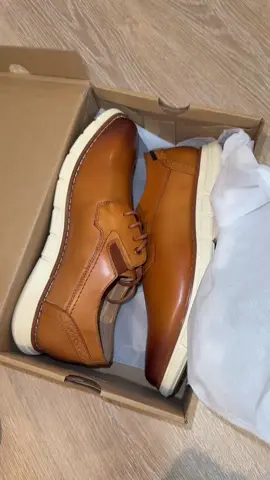 A great casual #dressshoes for men. #tiktokshopnewarrivals  #giftguide #treasurefinds #TikTokShopBlackFriday #TikTokShopCyberMonday #elevateyourhome #ttsdelight #holidayhaul