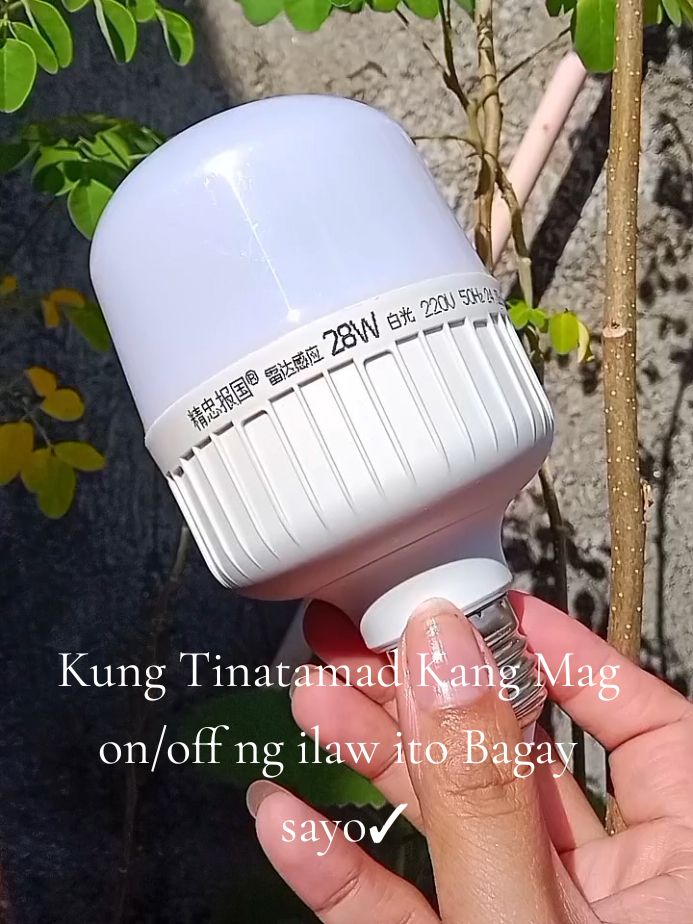 Perfect to sa mga Tamad mag on/off ng ilaw💡 Induction Bulb Sensor Light 💡  Motion Sensor Light 💡 For Only 100+pesos ✓ Get Yours Now ✓ #inductionbulb  #Sensorlights  #motionlights  #lights  #fyp 