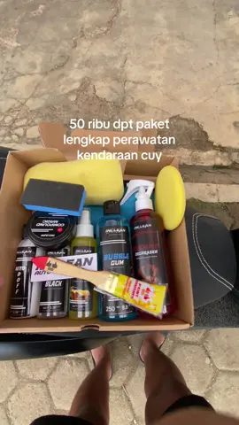 Tentang produk ini INCLEAN Shampoo Wax adalah solusi untuk mencuci kendaraan Anda secara aman karena memiliki kandungan PH Balance sehingga aman untuk cat motor/mobil. Memiliki kandungan wax yang memberikan efek kilap, memiliki banyak busa dan irit pemakaian, dapat dilute 1:200. Setiap pembelian akan mendapakan : • 1pcs BUBBLE GUM Shampoo Wax • 1pcs AUTO SHINE Pengkilap Body Halus/Glossy • 1pcs AUTO BLACK Pengkilap Body Kasar/Semir Ban • 1pcs AUTO DOFF Penegas Body Doff/Matte • 1pcs COMPOUND MAGIC Penghilang Baret/ Goresan Halus • 1pcs ENGINE DEGREASER Pembersih Kerak Mesin • FREE Spons Lembut • FREE Lap Microfiber Random Sesuai Stock yg Tersedia • FREE Pad Aplikator • FREE Pad Coating • FREE Kuas • FREE Sticker INCLEAN Auto Care #paketcucimotor #paketperawatanmotor #inclean #fyp #varanxproject 