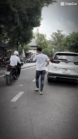 Cuộc sống có mệt mỏi hay không ,tự mình trải nghiệm ,cuộc sống có cay đắng hay không ,tự mình biết rõ nhất,mỗi người đều có khó khăn riêng,vất vả vì cuộc sống ,trả giá vô tư vì trách nhiệm …!##CapCut #xuhuong #tamtrangbuon #buon_tam_trang 