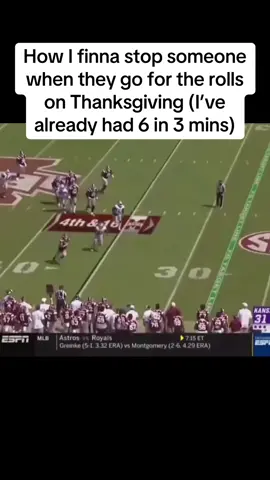 Im a bigback #memes #thanksgiving #thanksgivingdinner #nfl #cfb #hits #memes #sports #fyp 