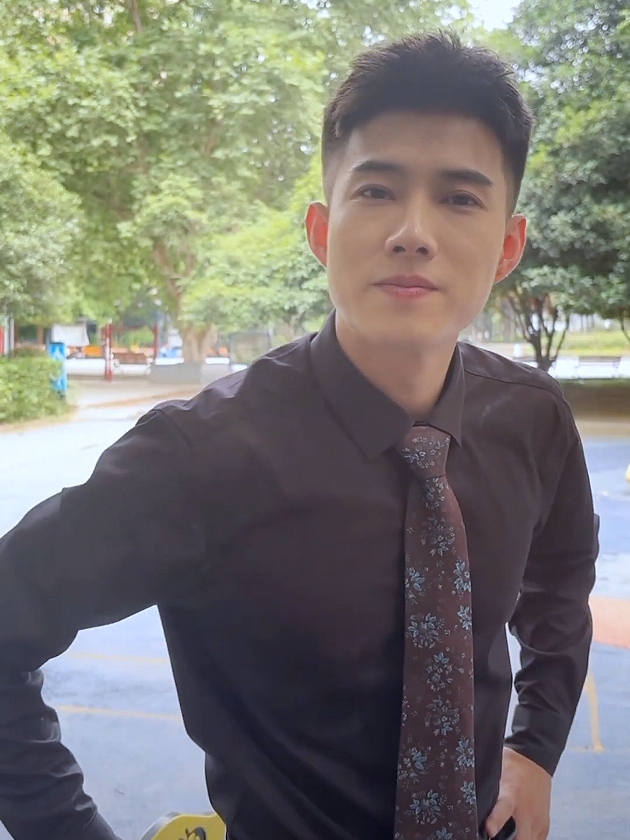 Huỳnh Văn Bác - 黄文博 #xh #fypシ #huynhvanbac #黄文博 #huangwenbo #短剧 #帅哥 #phimngan #phimtongtai #shortfilm #shortdrama 