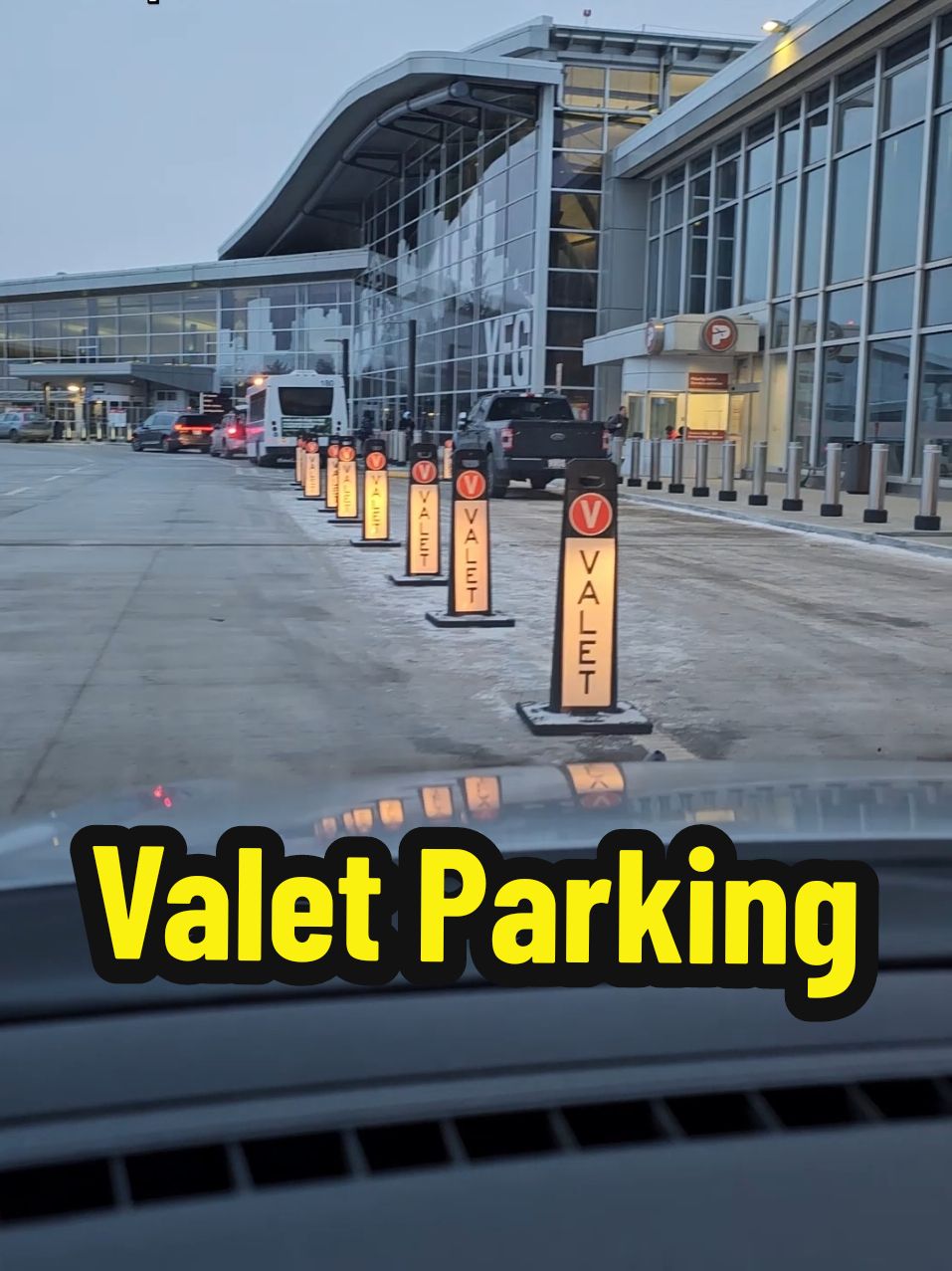 Ad Edmonton International Airport has the parking services available for your needs during the holidays. ⬇️ Priority Valet is the most convenient and stress-free option for those who want to drop off their vehicle and head quickly to their gate. Booking this service online will make the process even faster. ⬇️ The Parkade is an option for those who want to park steps away from the terminal in a covered facility, so that there's no need to brush off snow upon return. ⬇️ Value Park is still within walking distance from the terminal and is a surface parking lot. It is more economical if you're looking to park for under a week. Those parking at Value Park have the option of hopping on a shuttle to the terminal. ⬇️ jetSet Parking is for long term parking and the least expensive. You can hop on an airport shuttle to take you to and from your vehicle. ⬇️ Complimentary coat check is included for those parking at airport operated facilities. ⬇️ If you pre-book online for Value Park, Parkade, or jetSet Parking, you'll also be able to pick up a free Cookies By George cookie in the domestic departures lounge.