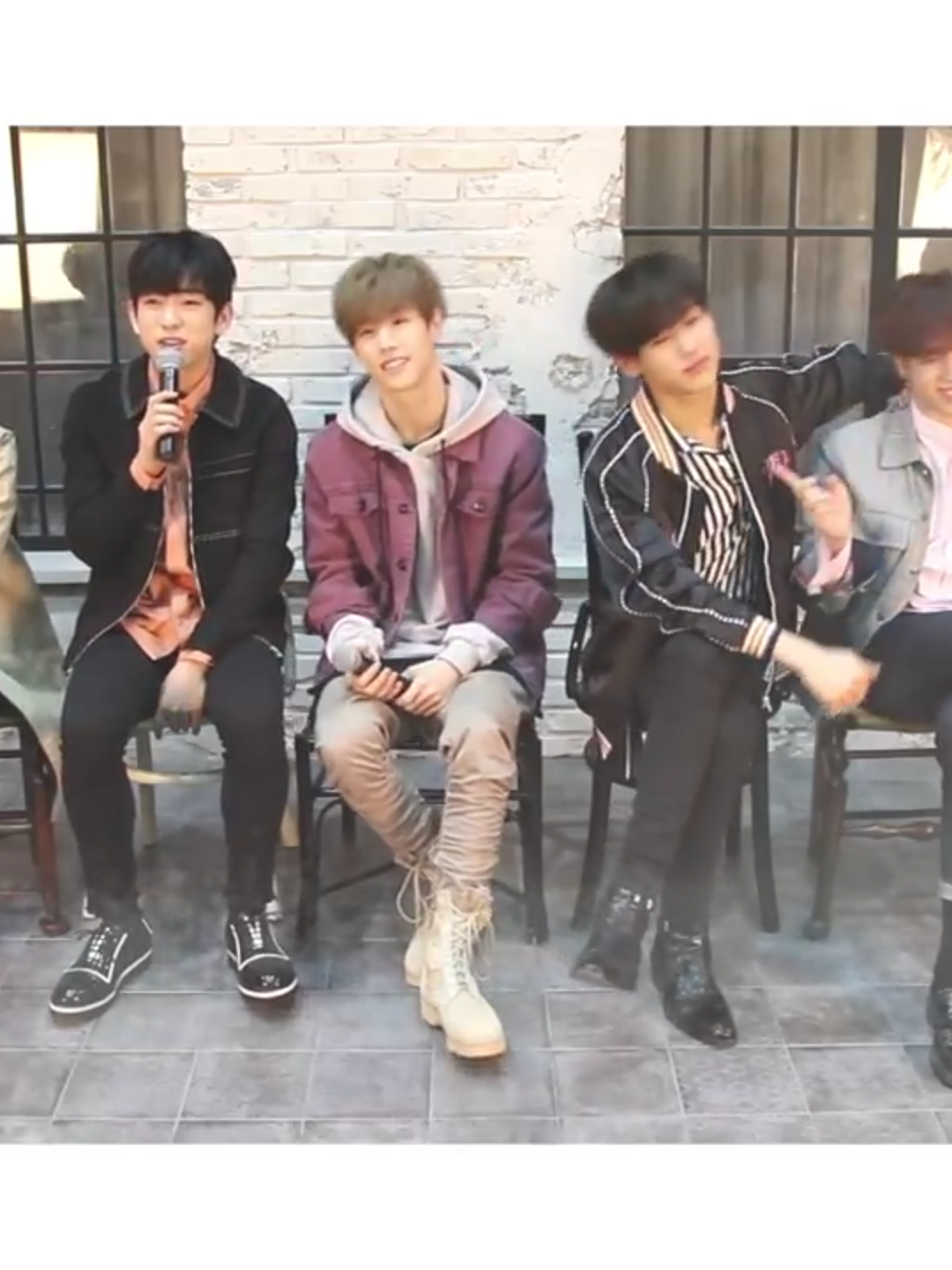 GOT7 'See The Light(빛이나)' Live Video