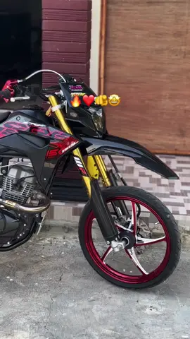 merah merona🤩#crf150l #supermotoherex #crfherexstyle #fyp 