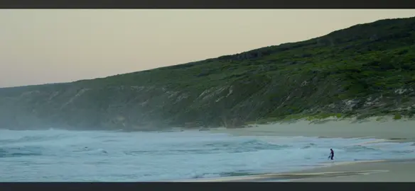 Jack robbo🤙🌊🦘🇦🇺#jackrobinson #surftok #surfing #fyp #viralvideo #capcut_edit #surfcore #surfers #thegoat #waves #barrel #viraltiktok #fypシ゚viral #ocean #edit #capcut #filmer #surf #airs #viral 