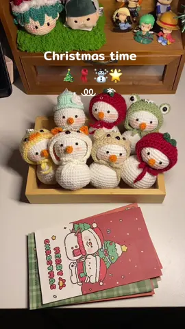 🧣🎄🌟☃️🧤  #crochetkeychain #snowman #christmas #crochetchristmasgift 