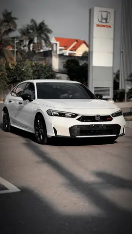 ✈️ Vẻ đẹp Honda Civic Rs HEV 2025 Trắng. Xe sẵn giao ngay #mrlinhhonda#hondacivic#civicturbo#hondacivic2025#civic2025#civichev#civicfc  