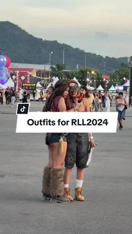 People+Hiphop+Fashion=🔥 #SASOM #Pattaya #rollingloud #rollingloud2024thailand #rollingloudthailand2024 #rollingloudthailand #outfits #OOTD #fashion #hiphop #rapper 