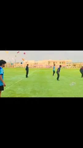 جانب من التدريبات الجماعية في ملعب الموهبة الرياضي في محافظة المثنى  بقيادة الكباتن راشد جاسم  احمد وحيد  كل التوفيق أن شاءالله في خدمة الكرة السماوية 