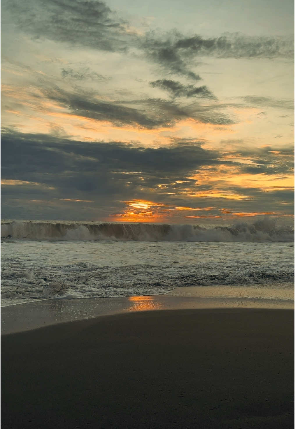 Mila Joh Tu  #slowmo #india #laguviral #storytime #sadstory #galaubrutal #trending #viral #fyp #CapCut 