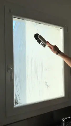 Alors vous en pensez quoi vous ?? ☺️ #pourtoi #nettoyage #cleaningtiktok #menagemaison #menage ##nettoyagedusol #cleanwithnjo #toilette #menagefacile #trendingvideo #tiktokfrance #nettoie #nettoieavecmoi #toilettes #couple #fyp #menage #cleaning #amsr #cleaningasmr 