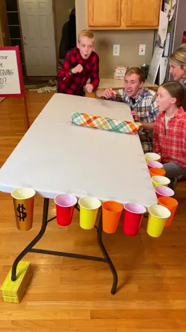 Perfect Thanksgiving Family Party Game 🦃 #mom #thanksgiving #fyp #holiday #family #partygame #kids #fall #game 