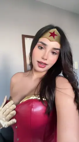 cosplay wonder woman #cosplayer #wonderwoman #tik_tok 