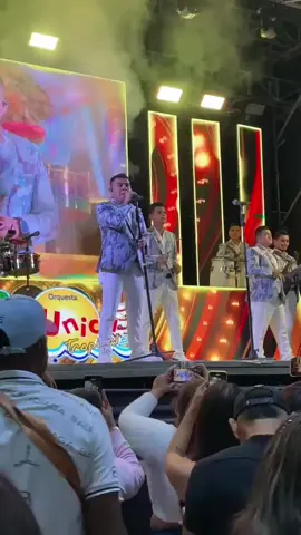 Jamas pense vivir esta cancion (yo mo sabia nada) #launicatropical #giancarlochunga 