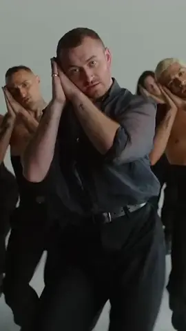 How Do You Sleep? feels like a real defining moment in my career. Released back in 2019, this song was so different to anything I'd done before. Celebrating a billion streams on Spotify today is very special, thank you and love to you all 🖤 #samsmith #howdoyousleep #1billion 