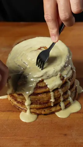 Pumpkin spice cinnamon roll pancakes 🥞 #pumpkinspice #cinnamonroll #pancakes 