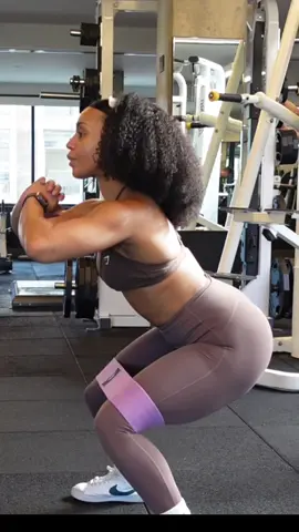 A year ago me would be proud to see where I’m at today. Going after everything I said and some. Conquering fears one day at a time and although I still have work to do, I’m proud of who and what am I today.  Daily remember that baby steps still get you to wear you need to be. I love what I do and i can’t wait to see what the rest of this year has in store for me❤️  #FitTok #fyp #GymTok #GymTok #motivation 