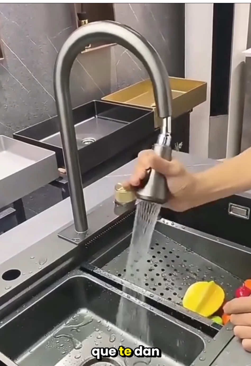 🎶 ¿Quién diría que fregar podría ser tan… divertido? 🤩 Con los fregadores modernos de Drija, tu cocina se convierte en el lugar donde la funcionalidad y el estilo se encuentran: ✨ Acero inoxidable: Resistencia garantizada. 🚰 Grifo y enjuagador de vaso: ¡Un enjuague rápido y sin esfuerzo! 🧽 Cesta extraíble y dispensador de jabón: Porque todo debe ser práctico. 🖤 Tapa con escurridor y más detalles que simplemente ¡lo tienen TODO! 🔗 Haz clic en el enlace y descubre por qué estos fregadores son los favoritos de quienes aman una cocina moderna y funcional. 👉 sirenahomestore.com 💬 Escribe la palabra 