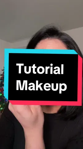 Navidad hermosa con 1 solo producto #fyp #foryou #giftedbymaccosmetics #makeup #makeuptutorial 