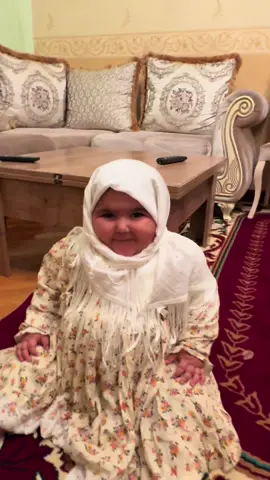 MADİNA NəNə Gəldi Yenidən Ekranlara Çıxdı 😍. Pensiyalar Vurulub “YoX”😂 . #CapCut #kesfet #kəsfetdə #fyp #fypシ #kəsfettt #kəsfetteyiz #kəsvet #kəşfetttt #kəsvett #kəşfettt #kəşvett #kəşvettik #kəşfətt #kəşvettttttt #baby #kəşfəttttttttt #kəşvettiktok #madina #madinababy #adgünü #adgününmübarək #bestgirl    