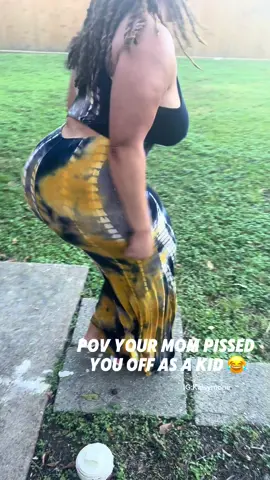 Step on a crack 😂😂😂 #comedyvideo #funnyvideo #comedyskit #houstontx 