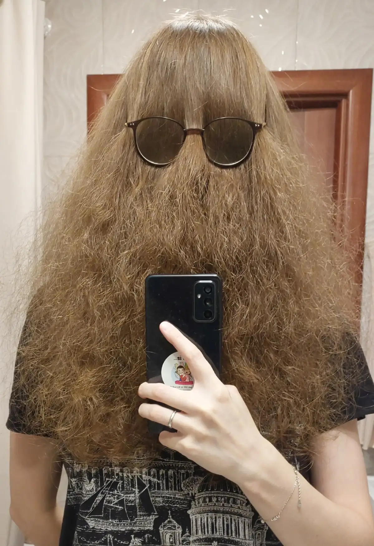 То чувство, когда после сушки феном твои кудрявые волосы превращают в кузена Итта #семейкааддамс #addamsfamily #addams #curlyhairroutine #кудрявыеволосы #волнистыеволосы 