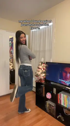 it feels like a life mission was completed #elenagilbert #vampirediaries #elenagilbertoutfits #outfitinspo #outfitideas #outfit #jeans #OOTD #fyp #2000s #outfitoftheday #outfitcheck #ninadobrev #stefansalvatore #damonsalvatore 