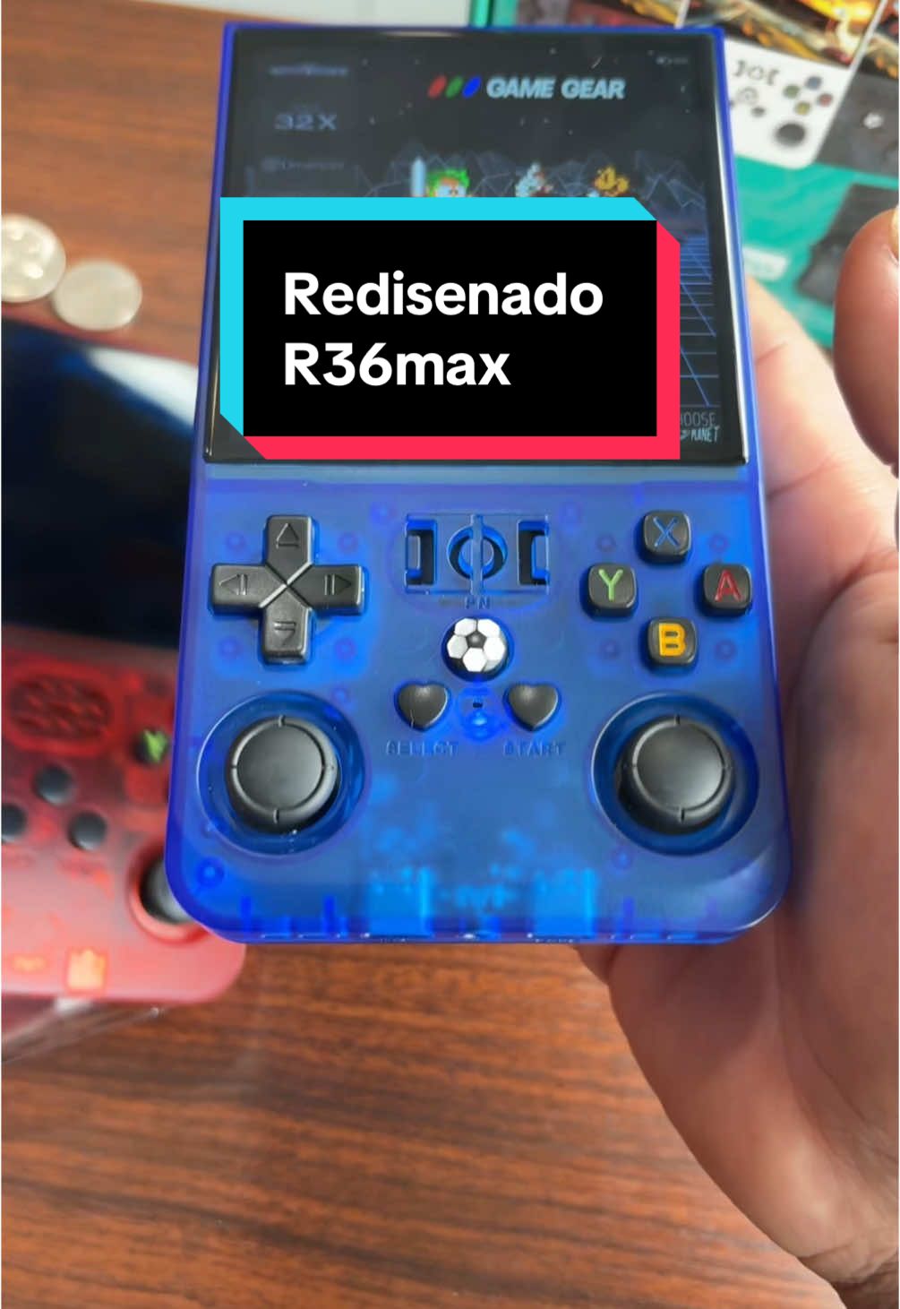 Esectacular las mejoras que le hicieron a esta consolita portatil, les presento r36max 4.0 pulgadas de pantalla #r36max #videojuegos #videojuegosretro #juegosretro #cybermondaydeal #blackfridaydeals 